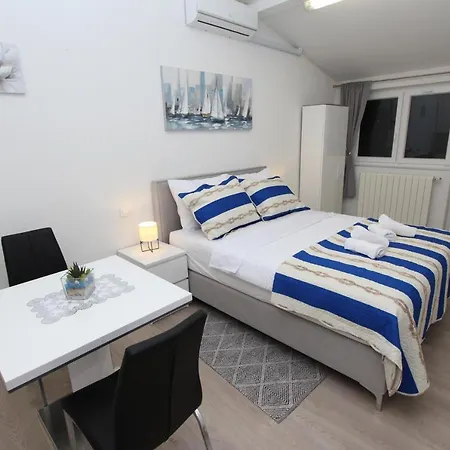 Sunny Apartment Rovinj
